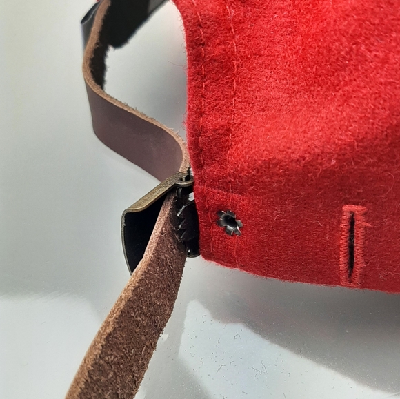 Deso Supply Co USA Adjustable Leather Strap Breathable Red & White Men's - Picture 9 of 10